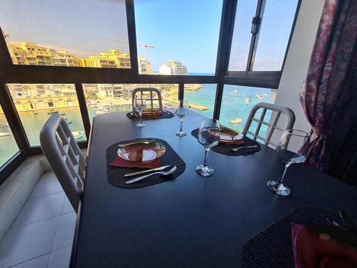 Spinola Bay Sea Front Apt 6 Saint Julian's Екстериор снимка