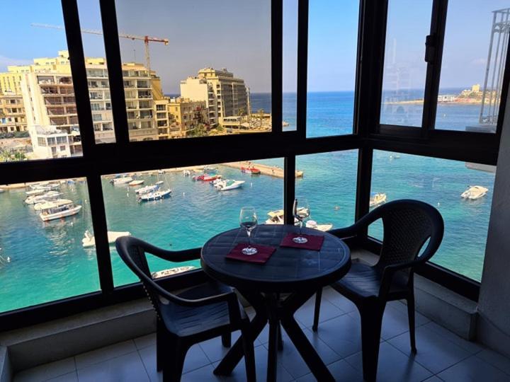 Spinola Bay Sea Front Apt 6 Saint Julian's Екстериор снимка