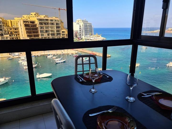 Spinola Bay Sea Front Apt 6 Saint Julian's Екстериор снимка